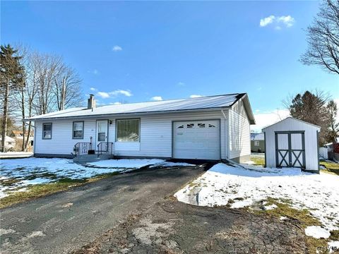 Photo of 521 Buchanan Road, Utica, NY 13502 (MLS # S1666657)