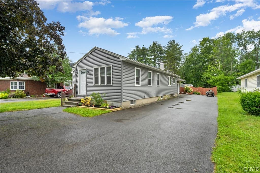 Photo of 8151 Turin Road, Rome, NY 13440 (MLS # S1704640)