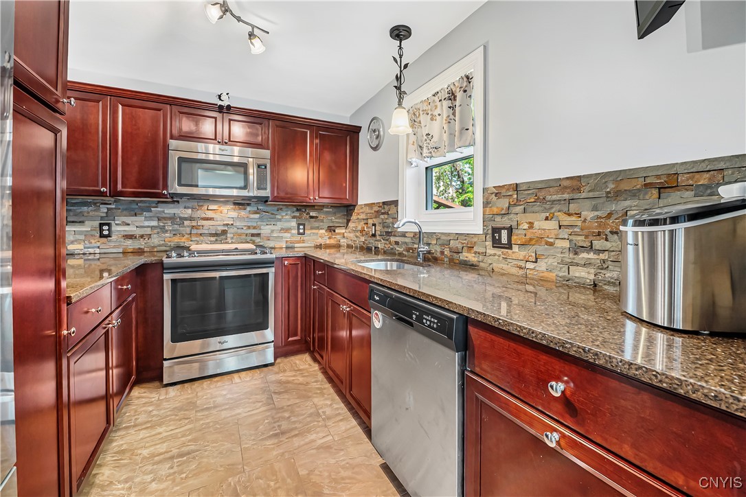 440 Gifford St St, Syracuse, New York image 19