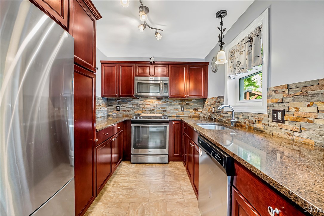 440 Gifford St St, Syracuse, New York image 18