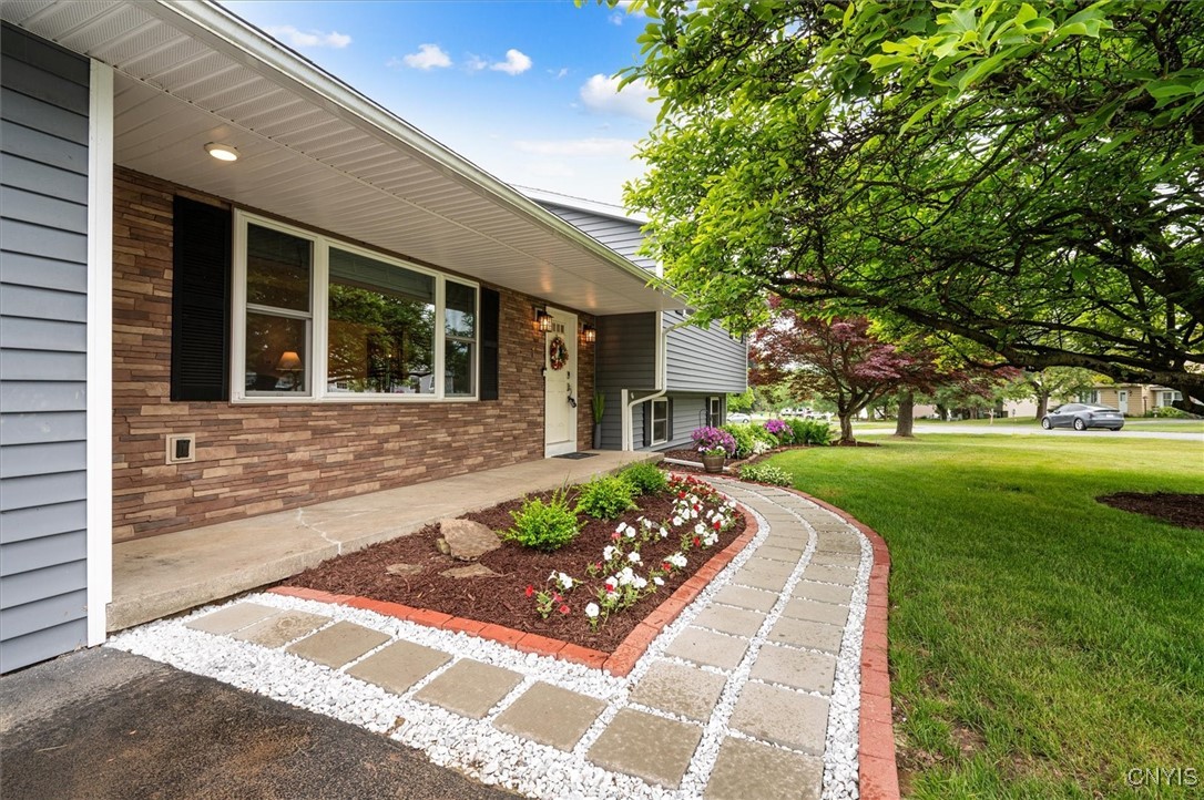 1 Christopher Circle