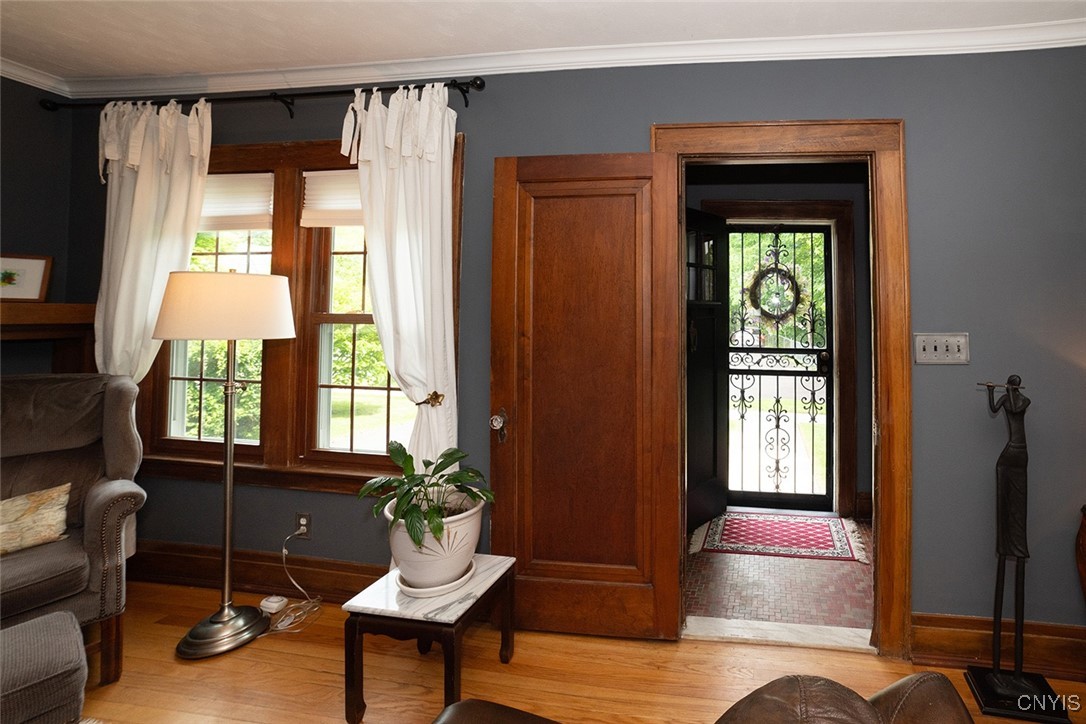 330 Wellesley Road, Syracuse, New York image 9