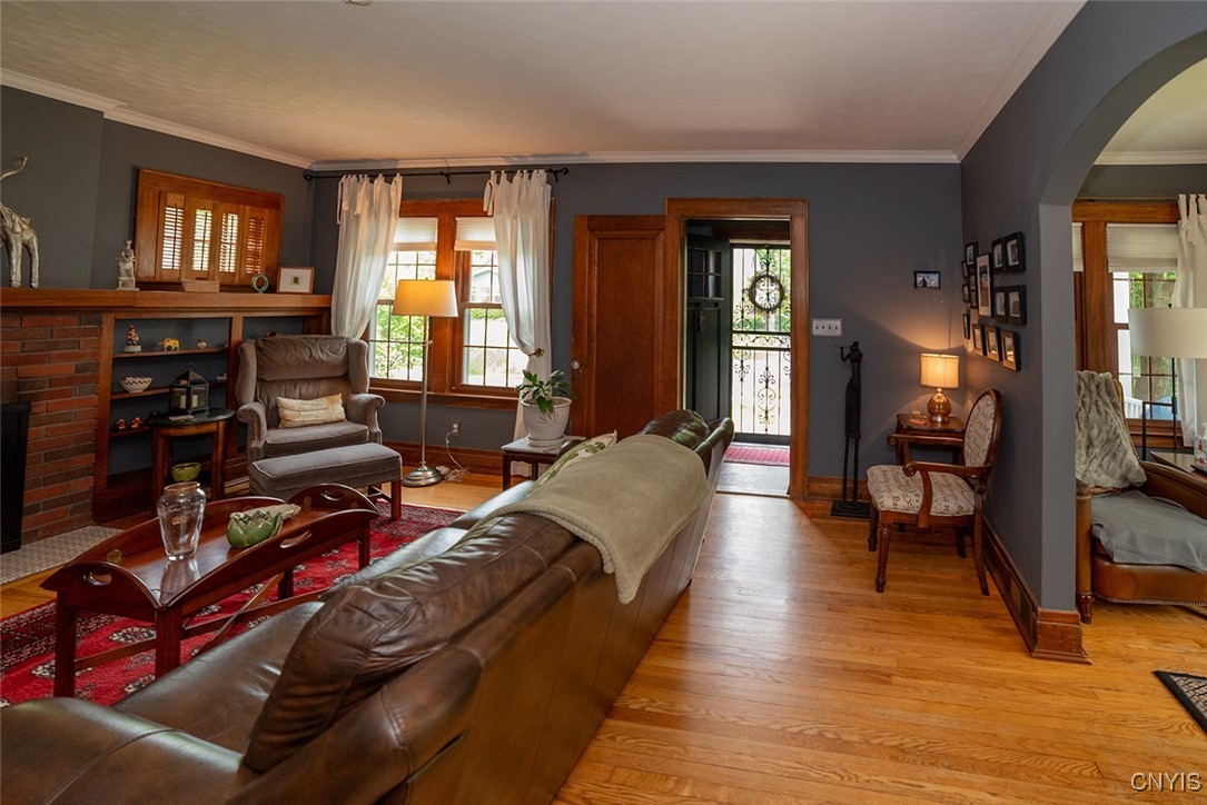 330 Wellesley Road, Syracuse, New York image 8