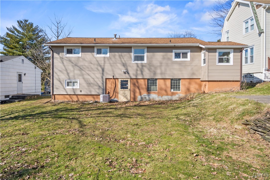 141 Aberdeen Ter, Syracuse, New York image 23