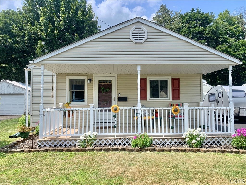 21 Pinecrest Road