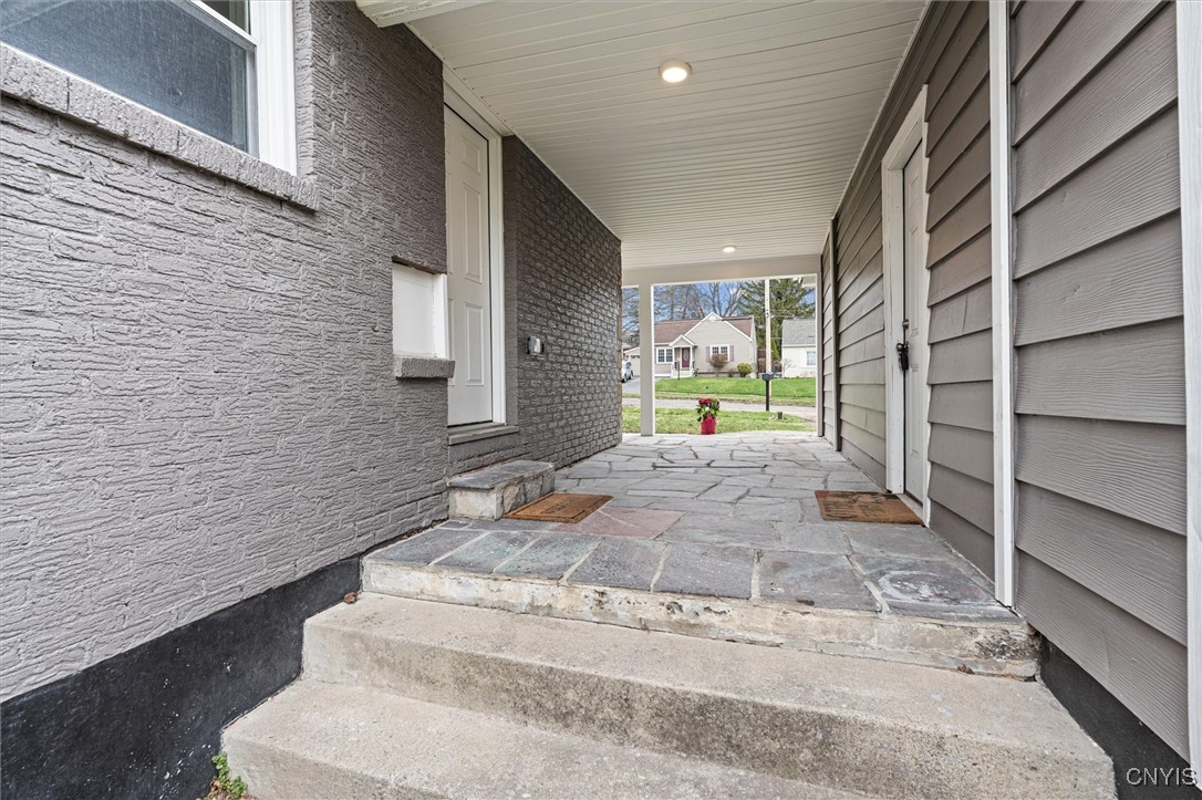 100 Doll Parkway, Syracuse, New York image 4