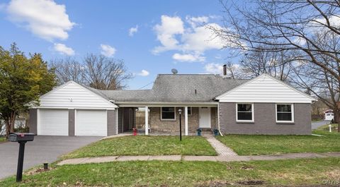 100 Doll Parkway, Syracuse, NY 13214 - MLS#: S1593011