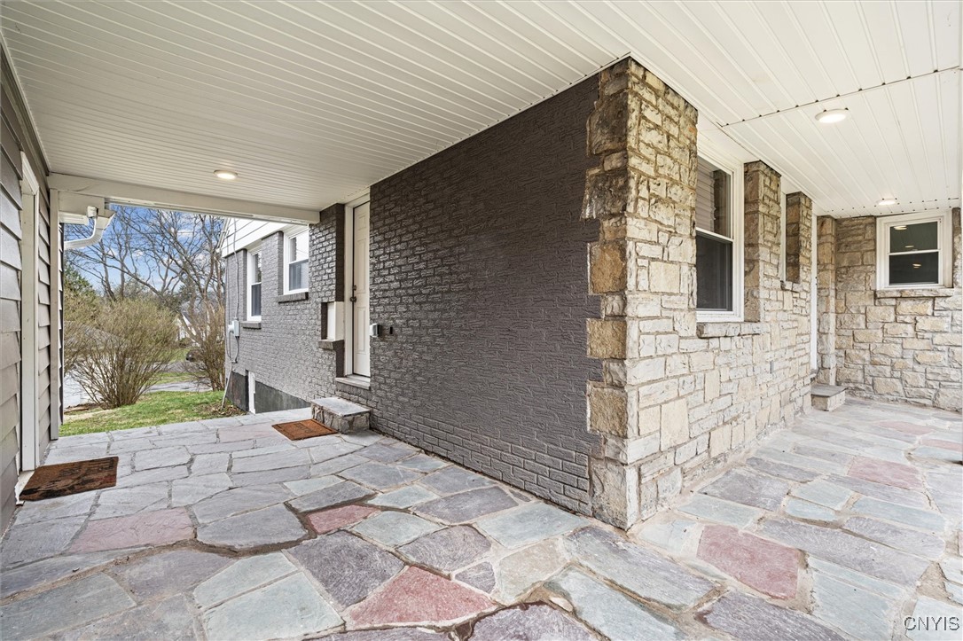 100 Doll Parkway, Syracuse, New York image 3