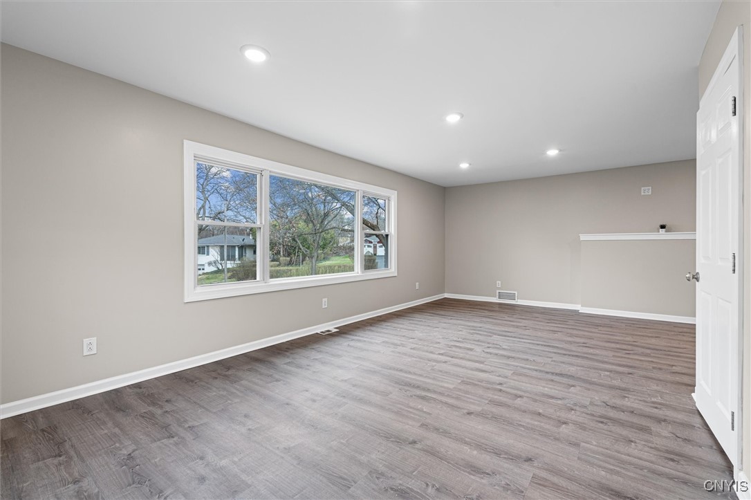 100 Doll Parkway, Syracuse, New York image 11
