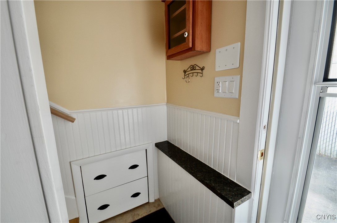 Syracuse, New York 13203, United States, 3 Bedrooms Bedrooms, ,1 BathroomBathrooms,Residential,Pending,140116