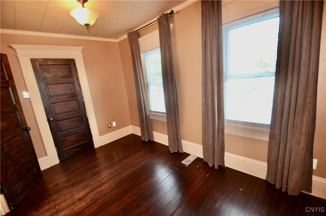 Syracuse, New York 13203, United States, 3 Bedrooms Bedrooms, ,1 BathroomBathrooms,Residential,Pending,140116