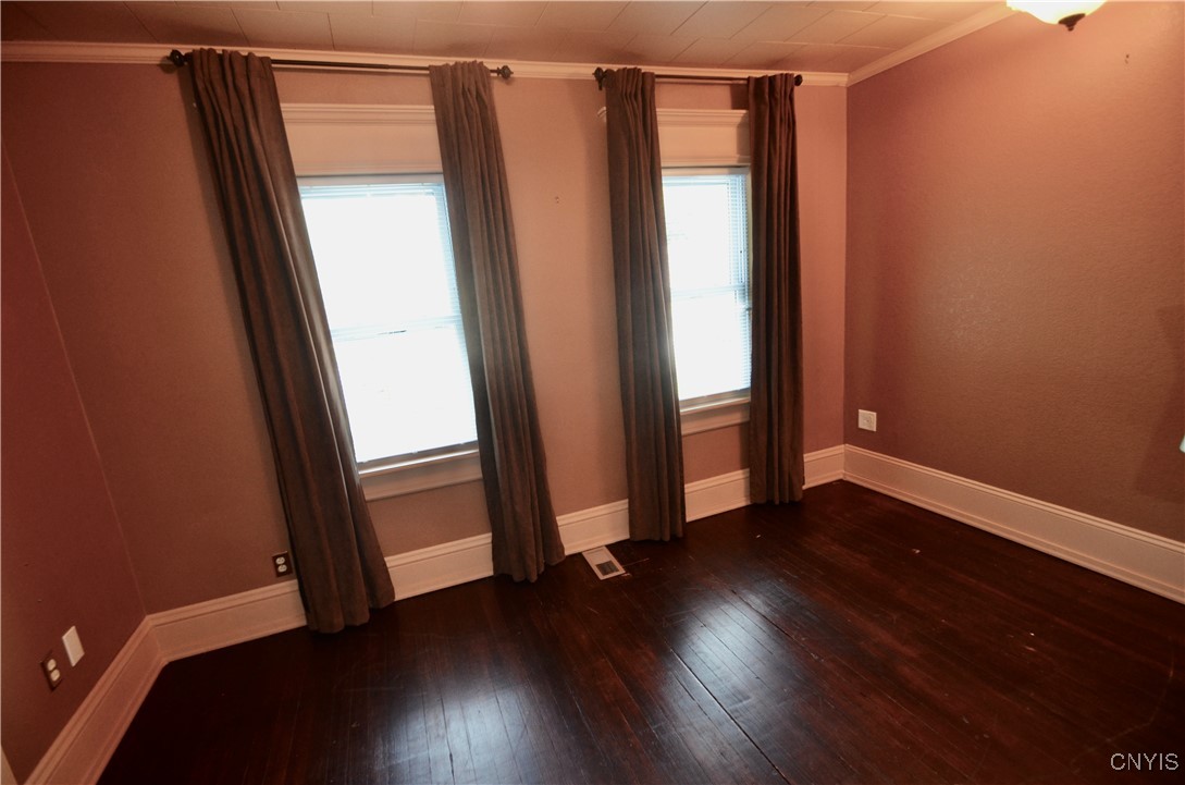 Syracuse, New York 13203, United States, 3 Bedrooms Bedrooms, ,1 BathroomBathrooms,Residential,Pending,140116