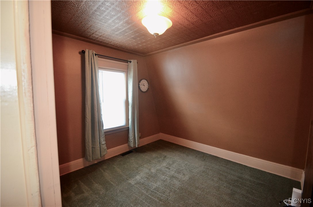 Syracuse, New York 13203, United States, 3 Bedrooms Bedrooms, ,1 BathroomBathrooms,Residential,Pending,140116