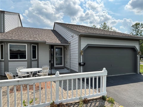 Photo for 276 Summerhaven Drive S
