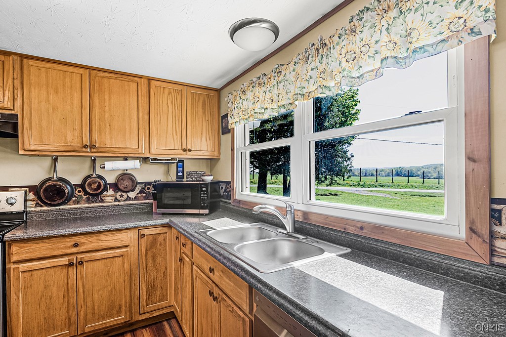 4062 Peterboro Road, Vernon, New York image 14