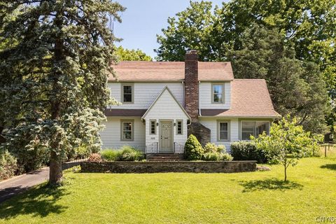 Homes For Sale - 105 Guilford Road<br/> Syracuse, NY 13224