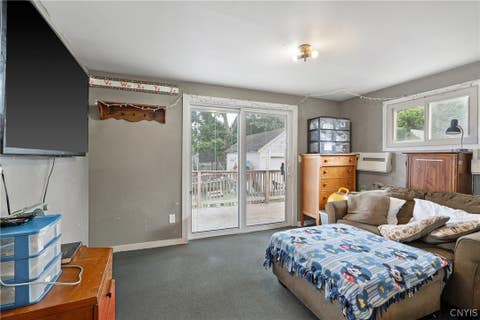 Tiny photo for 358 Roxford Road N, Salina, NY 13208 (MLS # S1690021)
