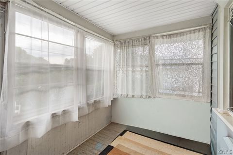 Tiny photo for 358 Roxford Road N, Salina, NY 13208 (MLS # S1690021)