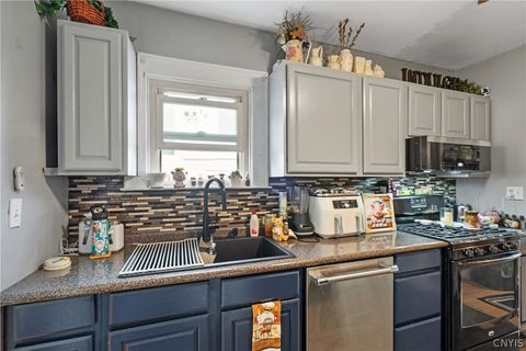 Tiny photo for 358 Roxford Road N, Salina, NY 13208 (MLS # S1690021)