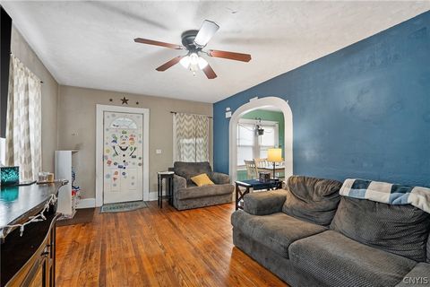 Tiny photo for 358 Roxford Road N, Salina, NY 13208 (MLS # S1690021)