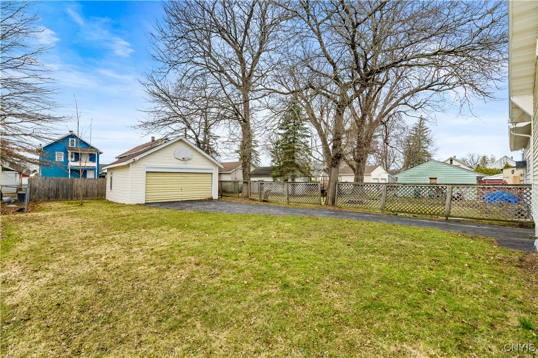 1124 Downer Avenue, Utica, New York image 5