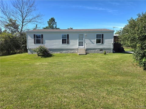 Mobile Home For Sale - 11681 Quarry Road<br/> Henderson, NY 13650
