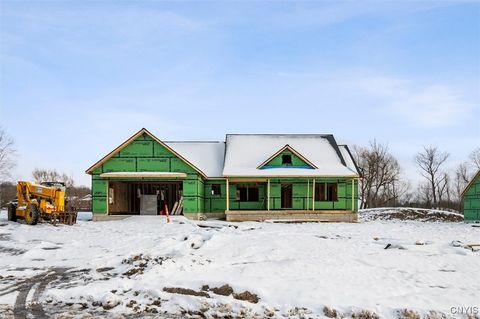 Homes For Sale - 104 Stonebrooke Drive<br/> Marcy, NY 13403