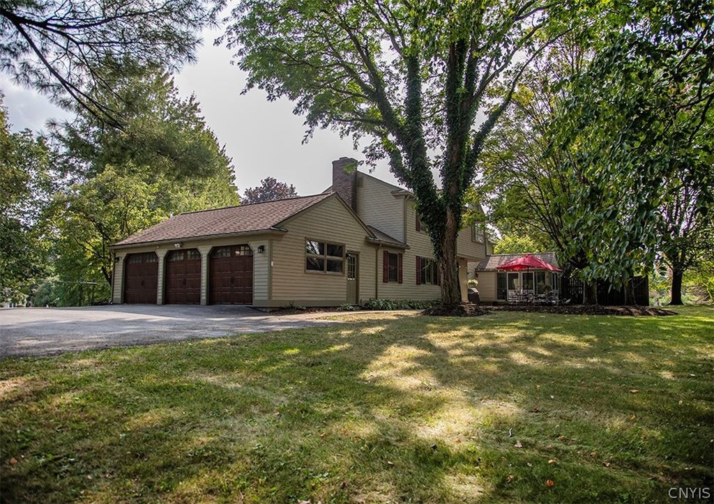 Photo of 7859 Cahill Road, Manlius, NY 13104 (MLS # S1667585)