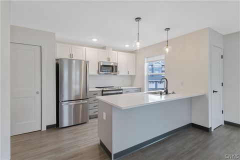 Apartment For Rent - 15 Loso Drive #1507<br/> Cicero, NY 13039