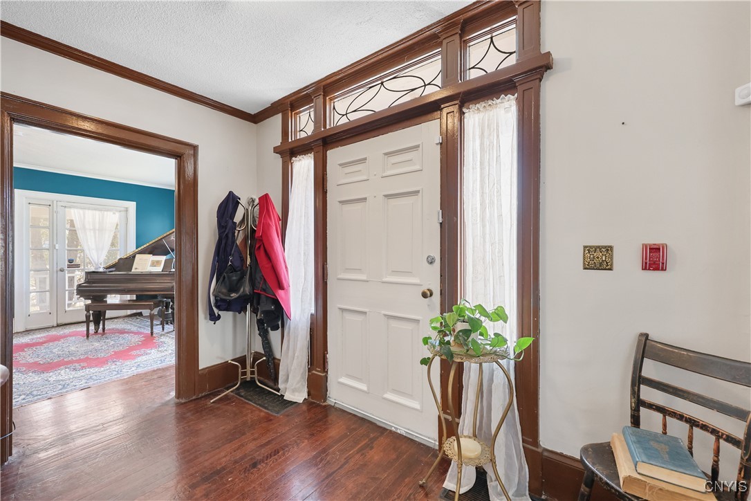 201 Salt Springs Road, Syracuse, New York image 7
