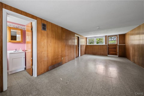Tiny photo for 117 Suffolk Road, Camillus, NY 13219 (MLS # S1702015)