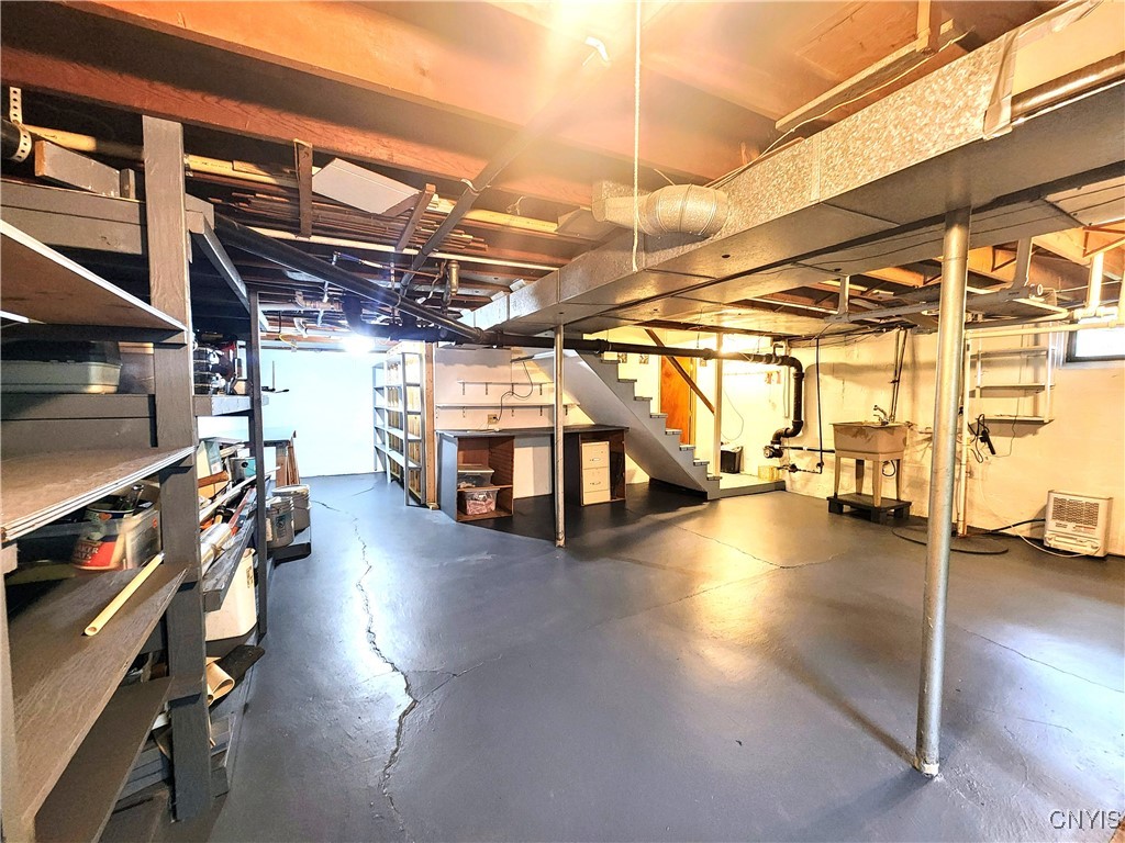 70 W Elizabeth Street St, Skaneateles, New York image 28