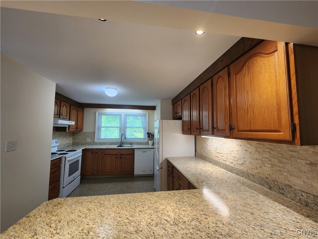 70 W Elizabeth Street St, Skaneateles, New York image 9