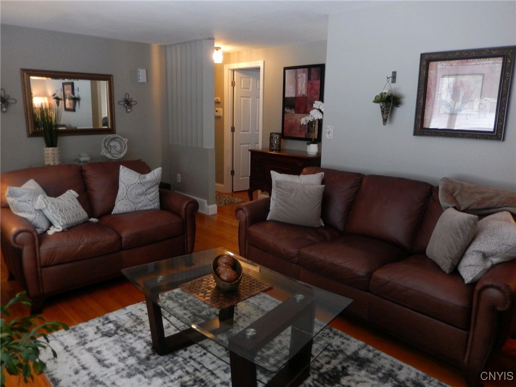 124 Charles Drive, Camillus, New York image 4