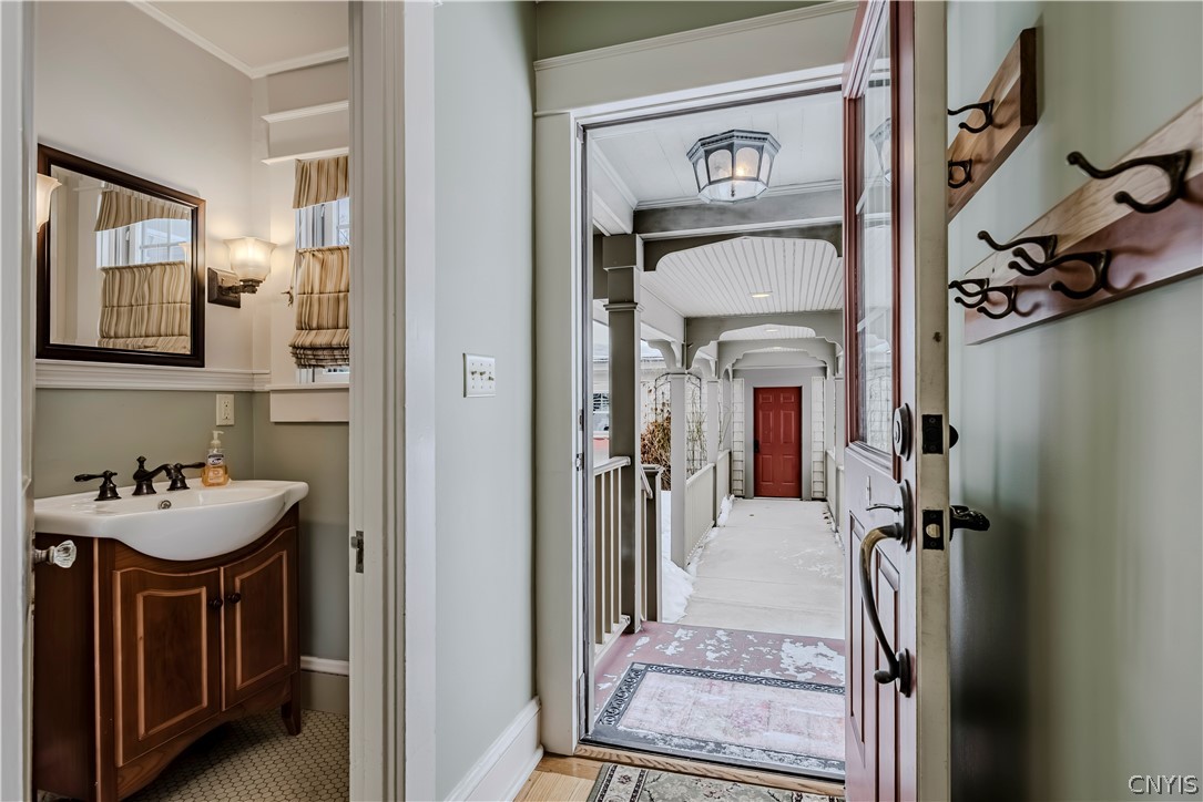 1413 N George Street