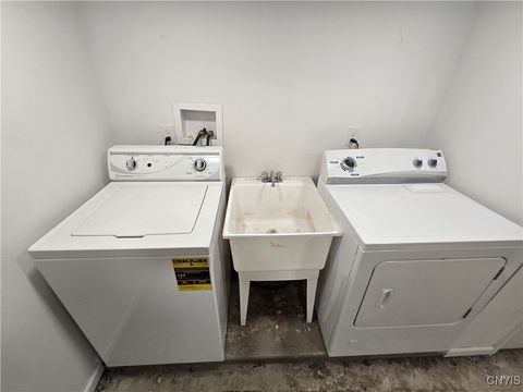 Tiny photo for 205 Elmbrook Drive, Manlius, NY 13104 (MLS # S1655468)