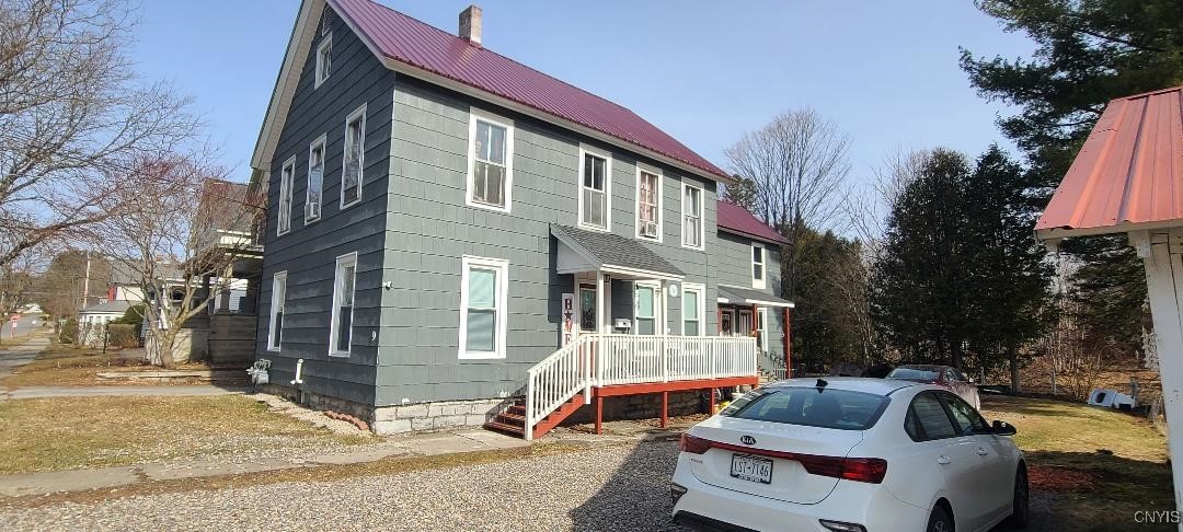 9 E Spofford Avenue