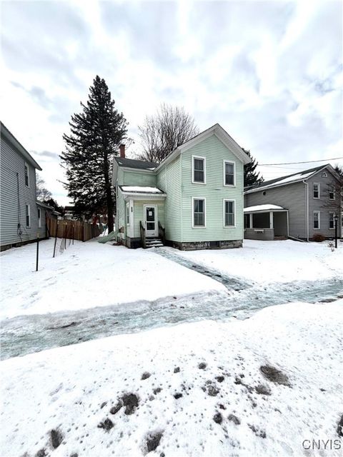 242 Seymour Street, Auburn, NY 13021 - MLS#: S1590776