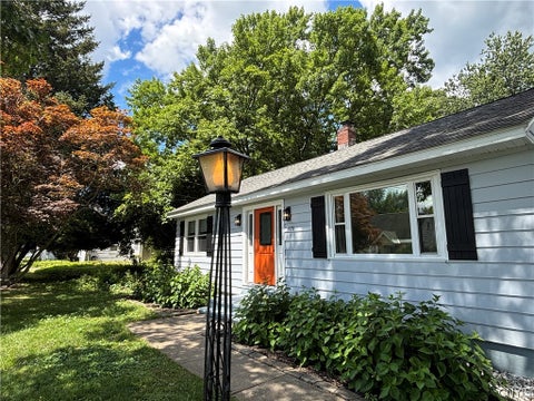 Homes For Rent - 420 Spruce Street<br/> Oneida County, Utica, NY 13502