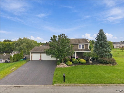 Photo of 132 Willow Meadow WAY, Oneida, NY 13421 (MLS # S1718688)