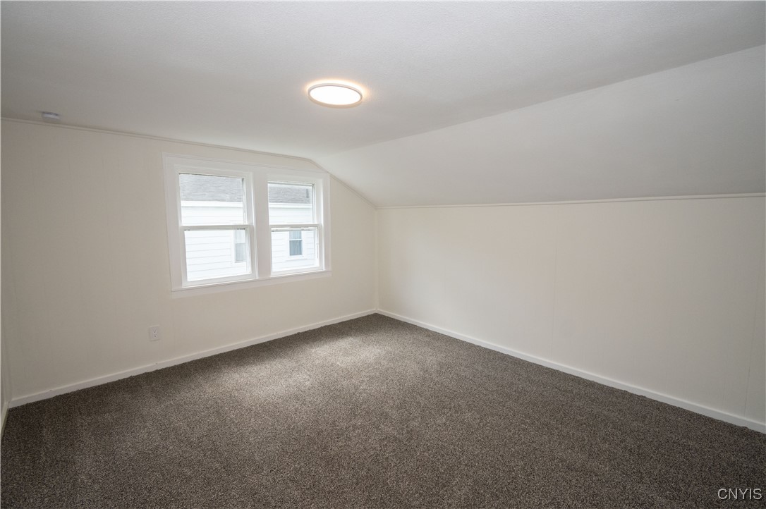 Elbridge, New York 13080, United States, 4 Bedrooms Bedrooms, ,2 BathroomsBathrooms,Residential,Pending,204459