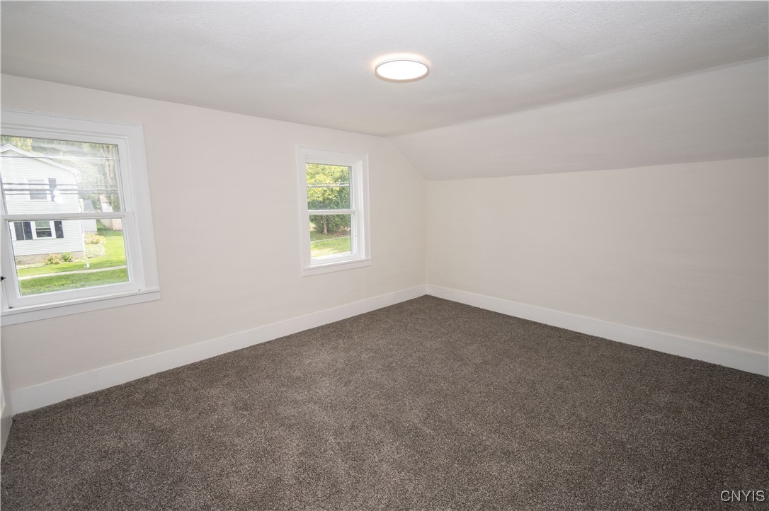 Elbridge, New York 13080, United States, 4 Bedrooms Bedrooms, ,2 BathroomsBathrooms,Residential,Pending,204459