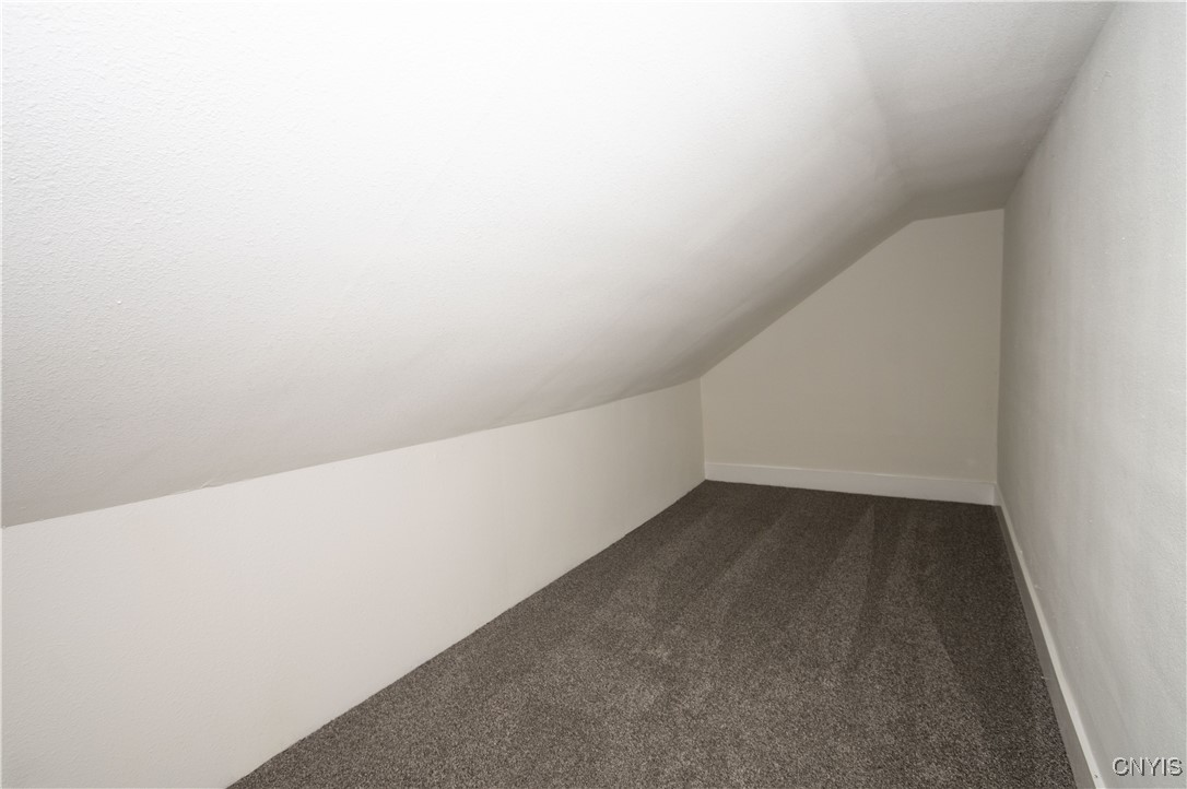 Elbridge, New York 13080, United States, 4 Bedrooms Bedrooms, ,2 BathroomsBathrooms,Residential,Pending,204459