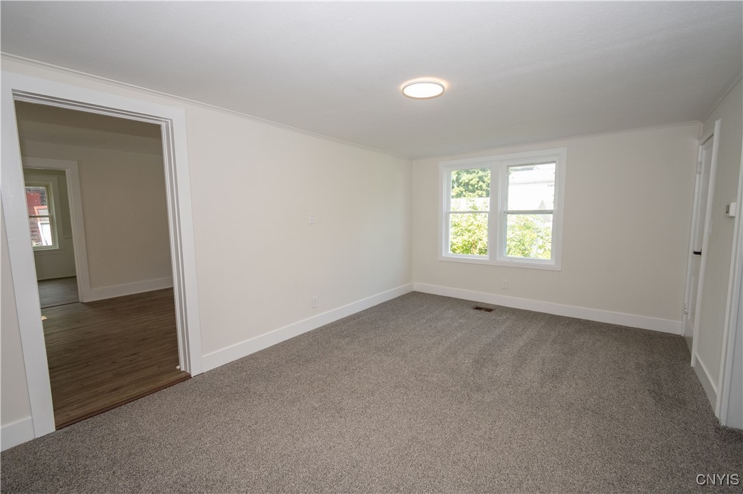 Elbridge, New York 13080, United States, 4 Bedrooms Bedrooms, ,2 BathroomsBathrooms,Residential,Pending,204459