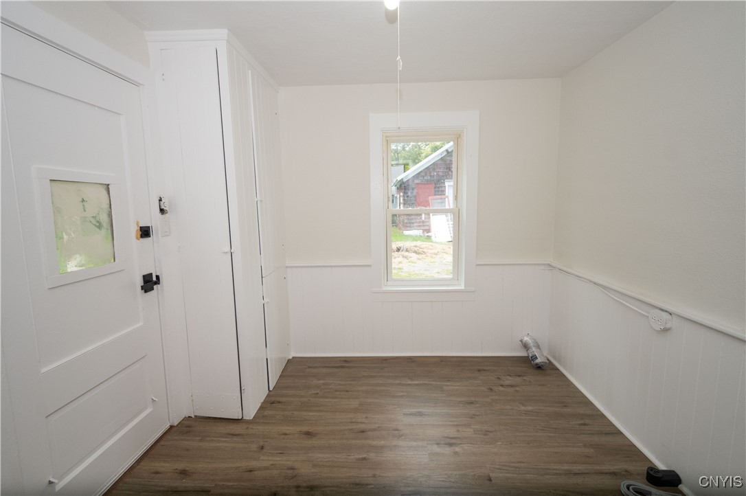 Elbridge, New York 13080, United States, 4 Bedrooms Bedrooms, ,2 BathroomsBathrooms,Residential,Pending,204459