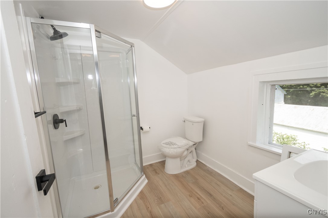 Elbridge, New York 13080, United States, 4 Bedrooms Bedrooms, ,2 BathroomsBathrooms,Residential,Pending,204459