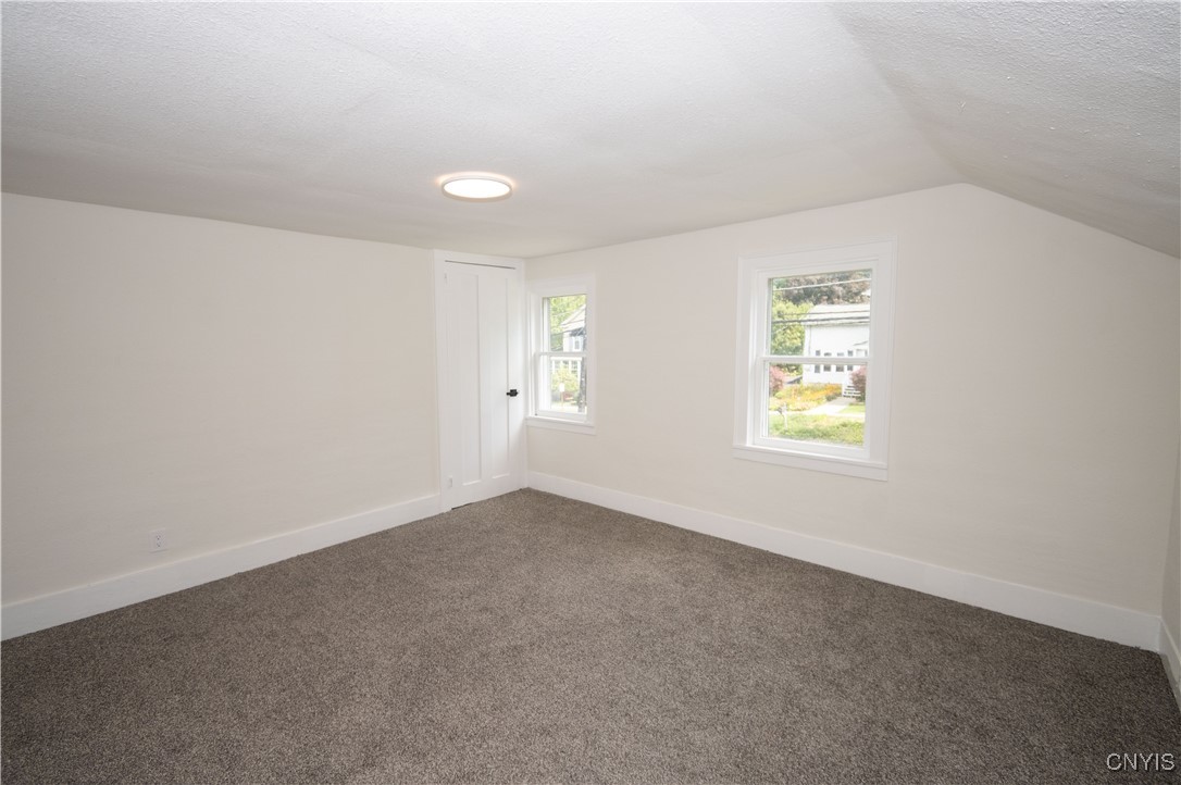 Elbridge, New York 13080, United States, 4 Bedrooms Bedrooms, ,2 BathroomsBathrooms,Residential,Pending,204459