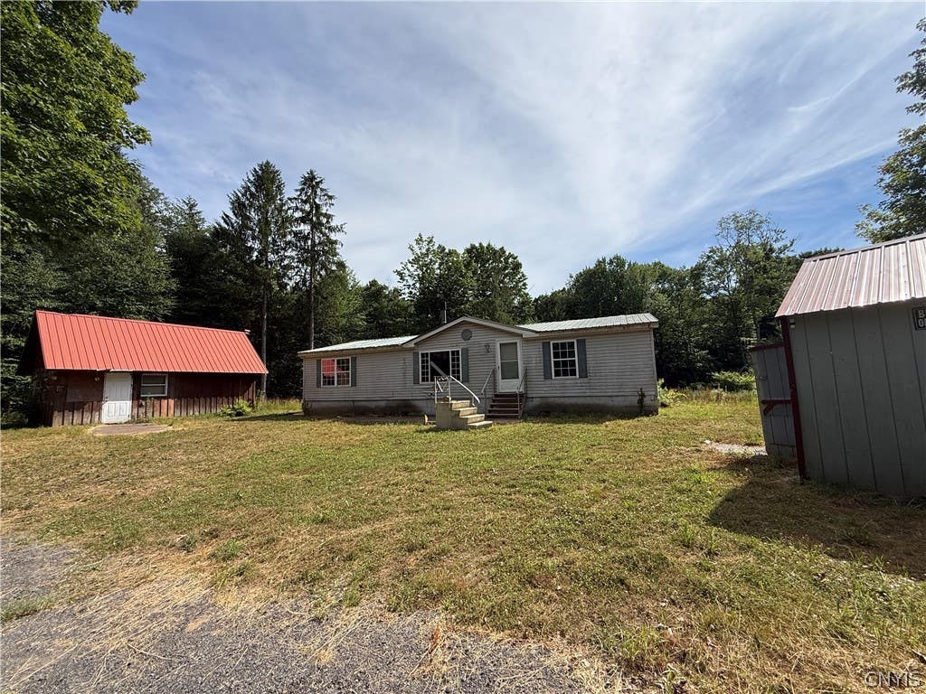 Photo of 10 Whispering Oaks Lane, Orwell, NY 13302 (MLS # S1699181)