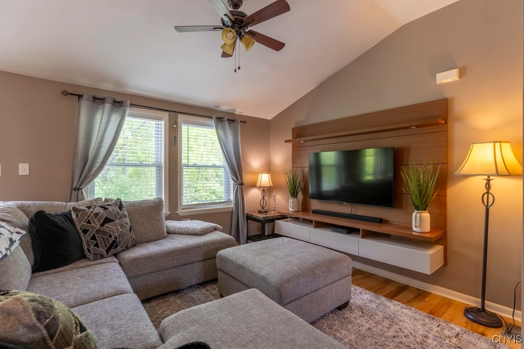 7226 Lakeshore Road, Cicero, New York image 10