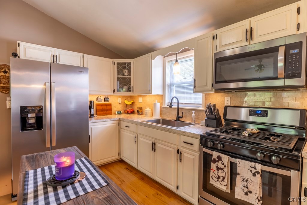 7226 Lakeshore Road, Cicero, New York image 17